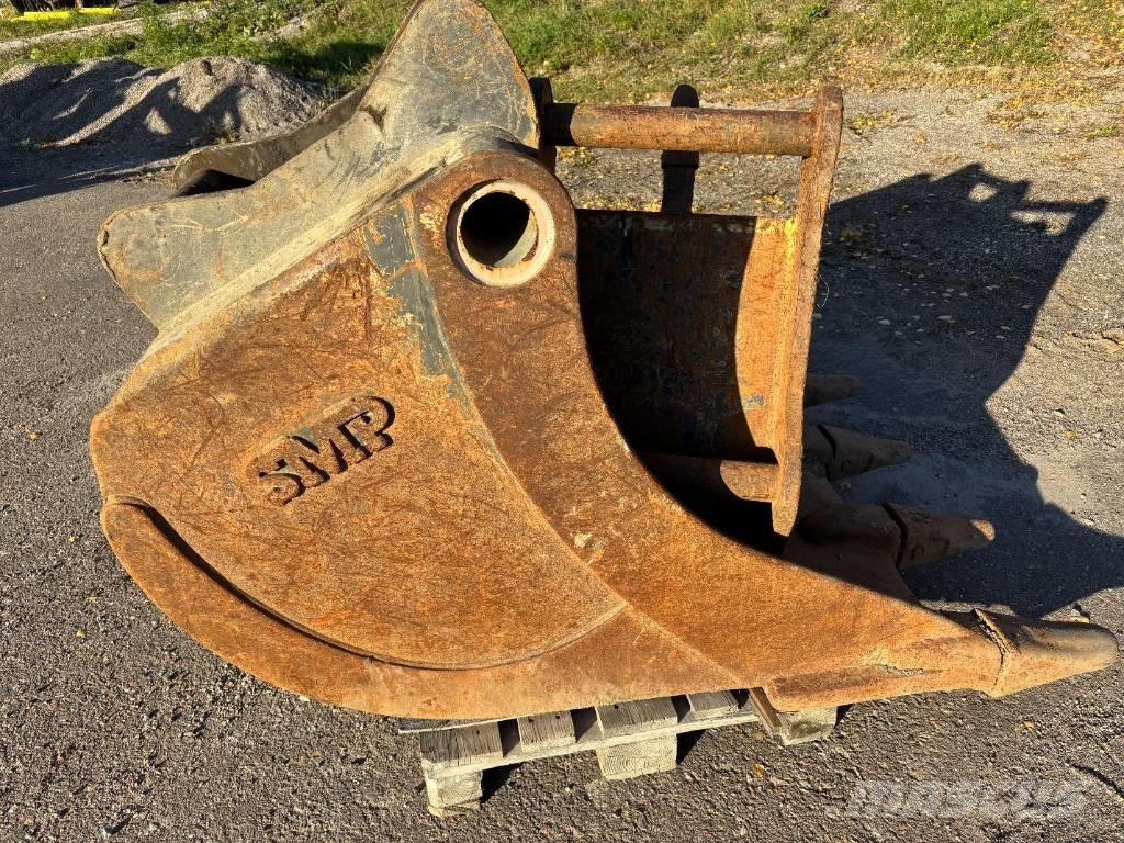 SMP 1050HDR + Tjälkrok Ковши