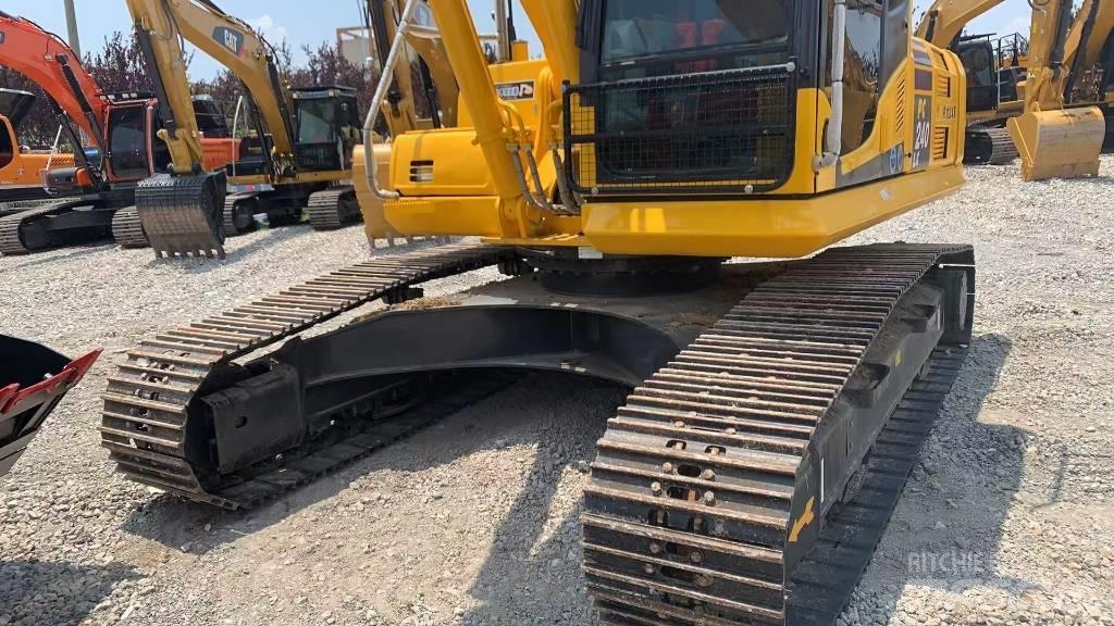 Komatsu PC 240 Гусеничные экскаваторы