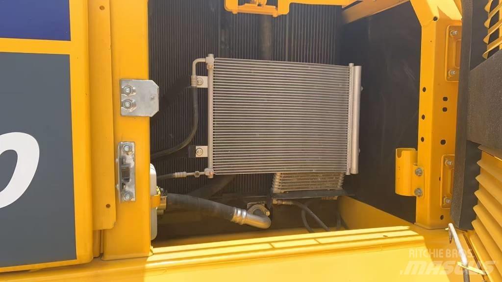 Komatsu PC 240 Гусеничные экскаваторы