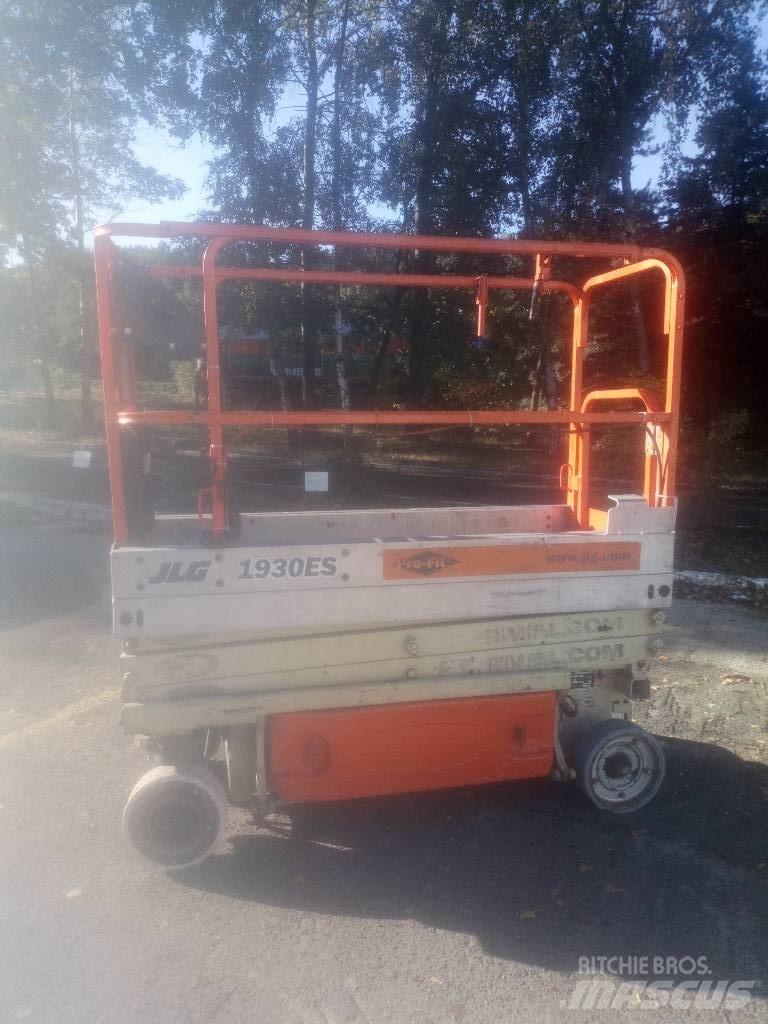 JLG 1930 ES Ножничные подъемники