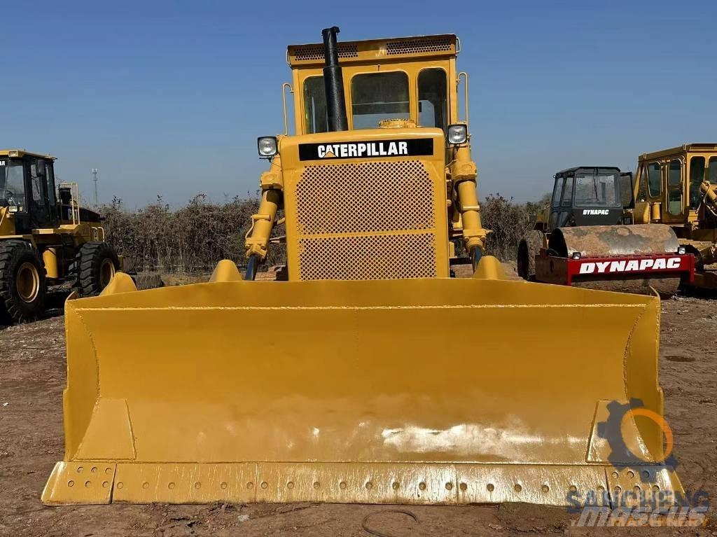 CAT D 8 K Гусеничные бульдозеры
