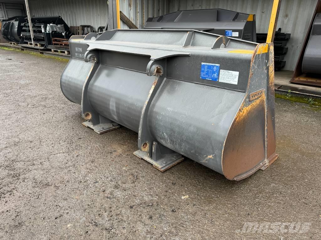 Volvo 1.6m Bucket Ковши