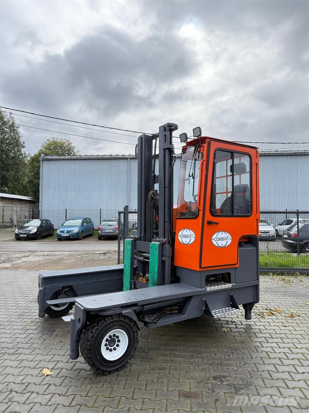 Combilift C5000 XL 4-x ходовые ричтраки