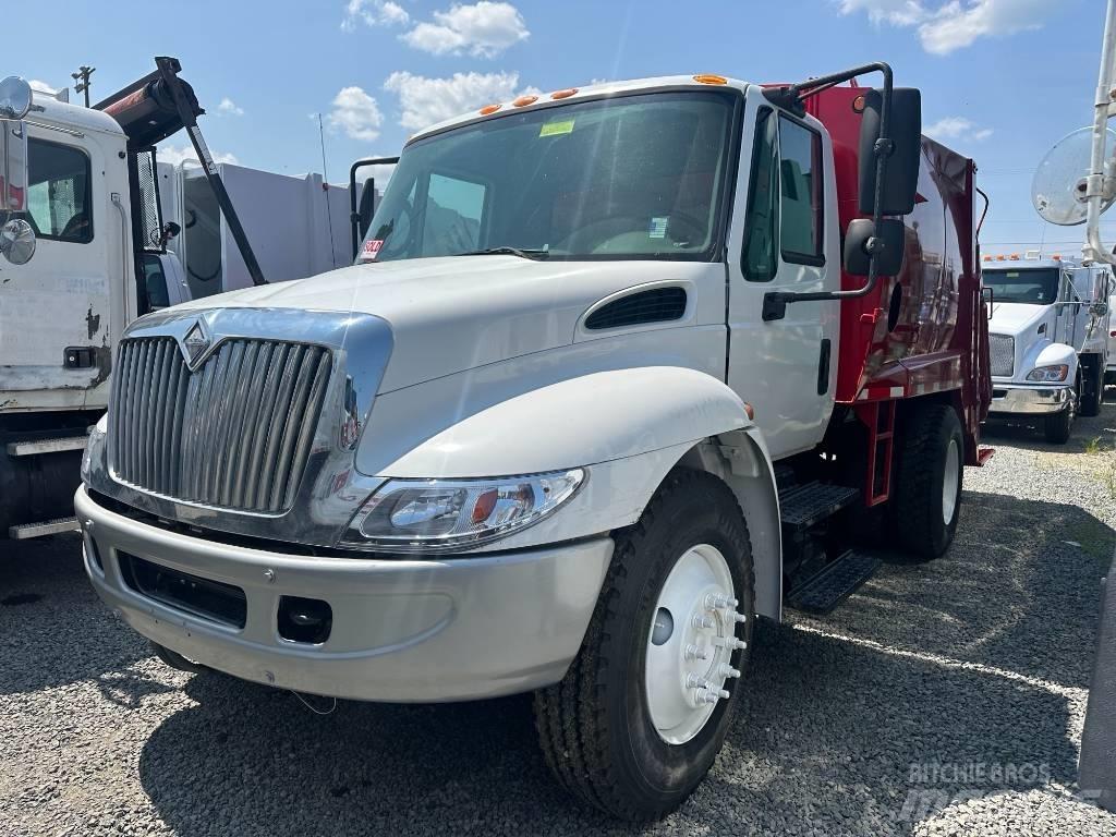 International 4300 Мусоровозы