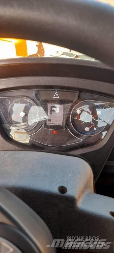 Hyundai HL 975 Фронтальные погрузчики