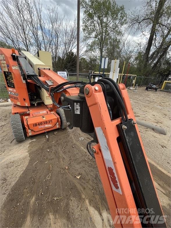JLG E 300 AJP Ножничные подъемники