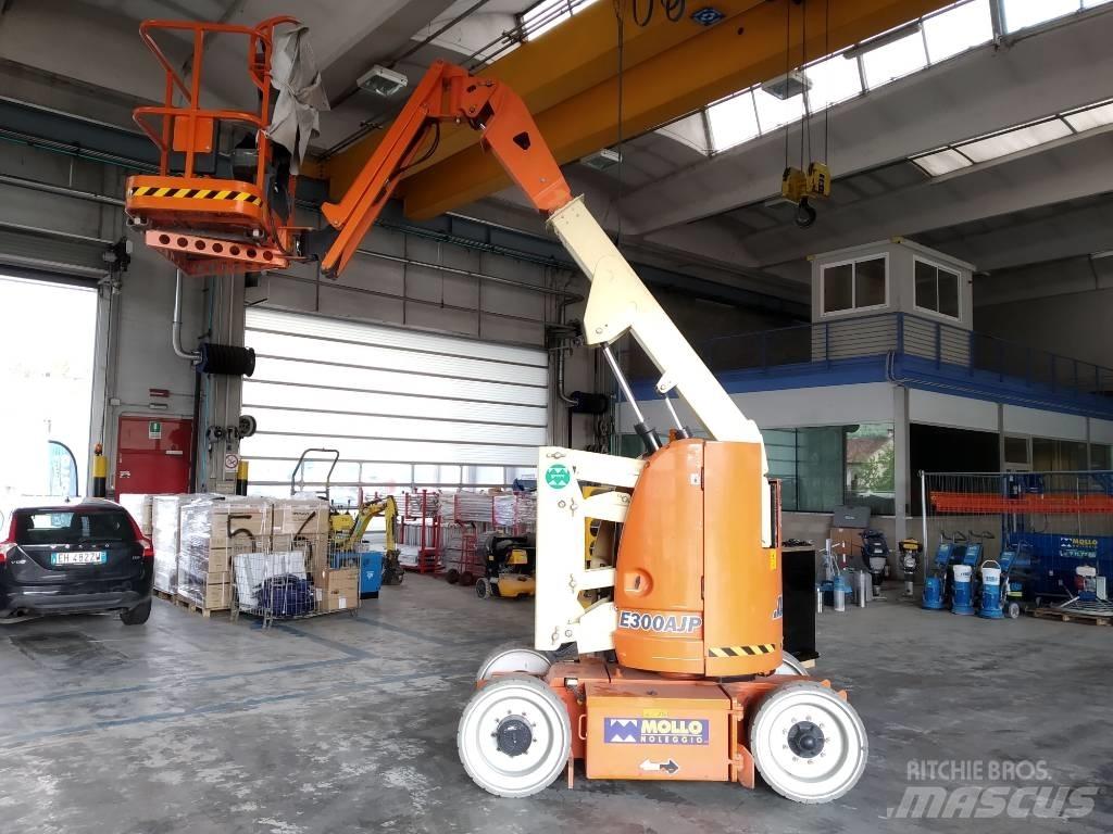 JLG E 300 AJP Коленчатые подъемники