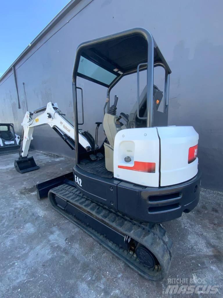 Bobcat E 42 Мини-экскаваторы