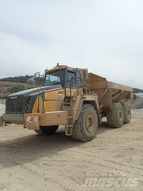 Komatsu HM400-5 Шарнирно-сочленённые самосвалы