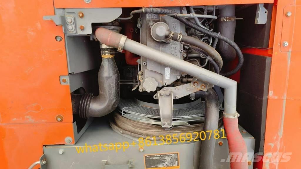 Hitachi ZX 200 Гусеничные экскаваторы
