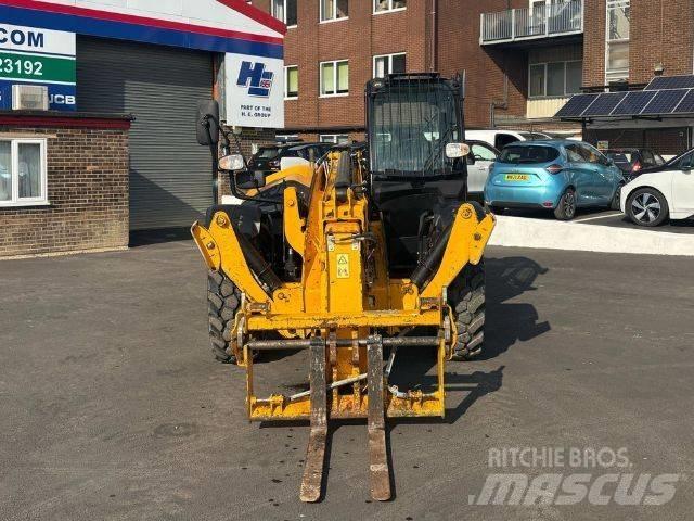 JCB 540-140 Телескопические погрузчики
