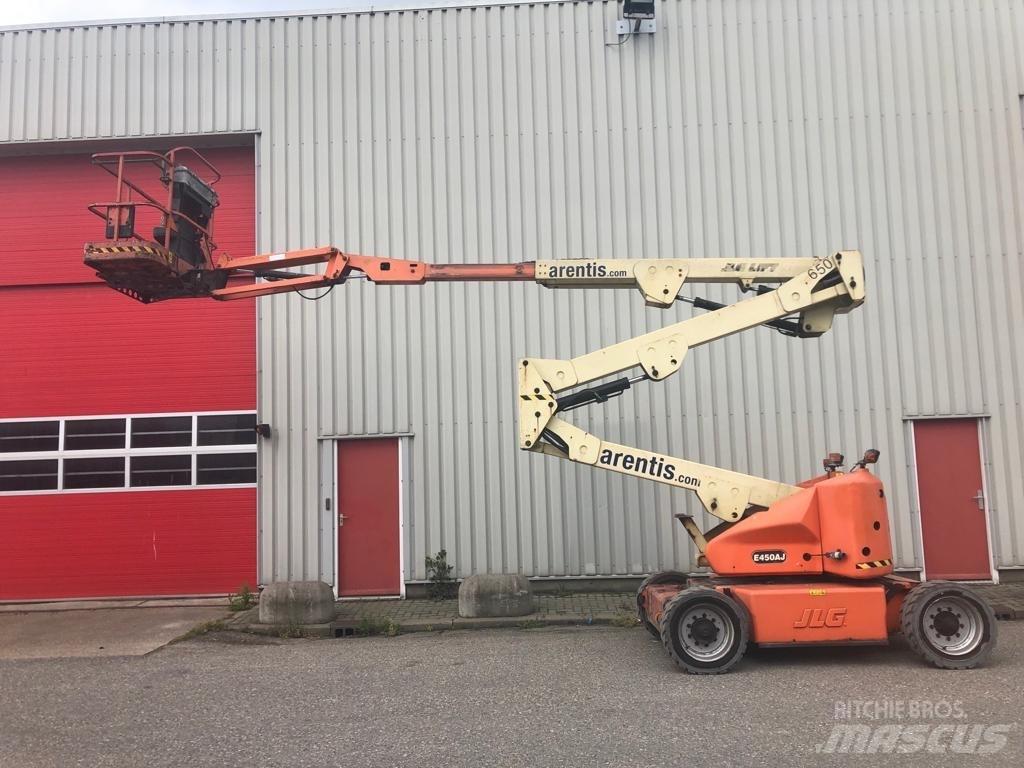 JLG E 450 AJ Коленчатые подъемники