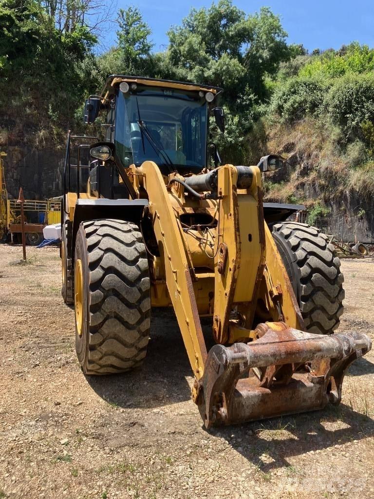 CAT 950 M Фронтальные погрузчики