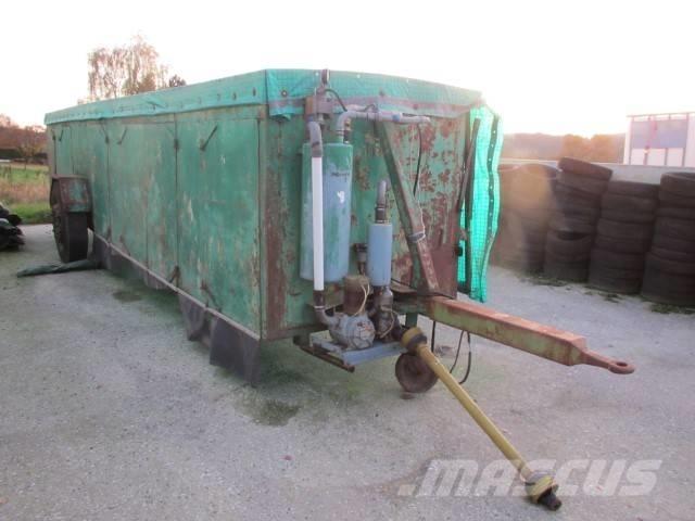  Melkwagen 6 Plätze Сельхозтехника - Другие