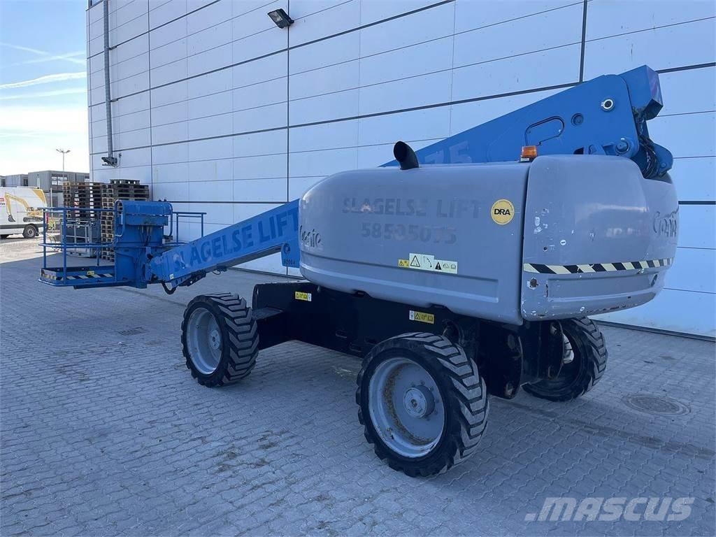 Genie S-60HC Коленчатые подъемники