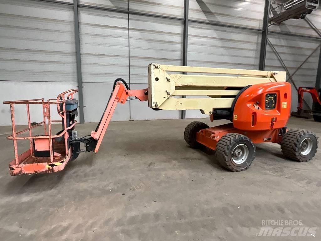 JLG 450 AJ Коленчатые подъемники