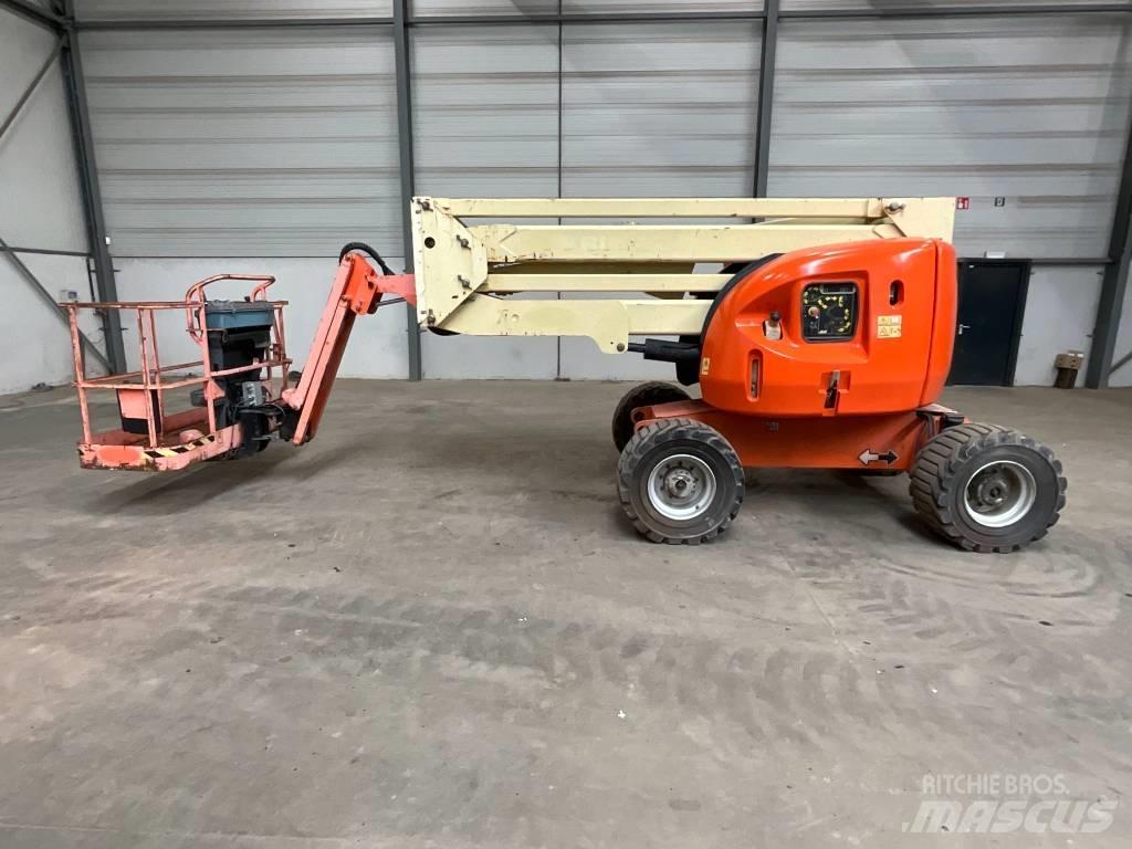 JLG 450 AJ Коленчатые подъемники