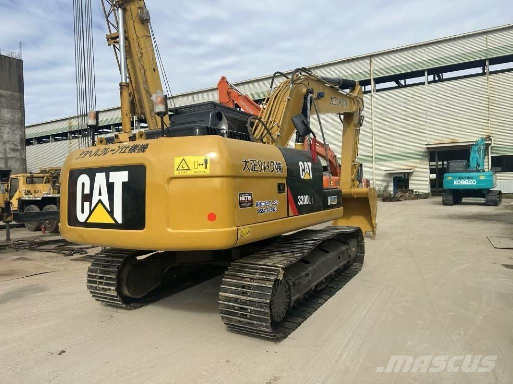 CAT 320 D Гусеничные экскаваторы