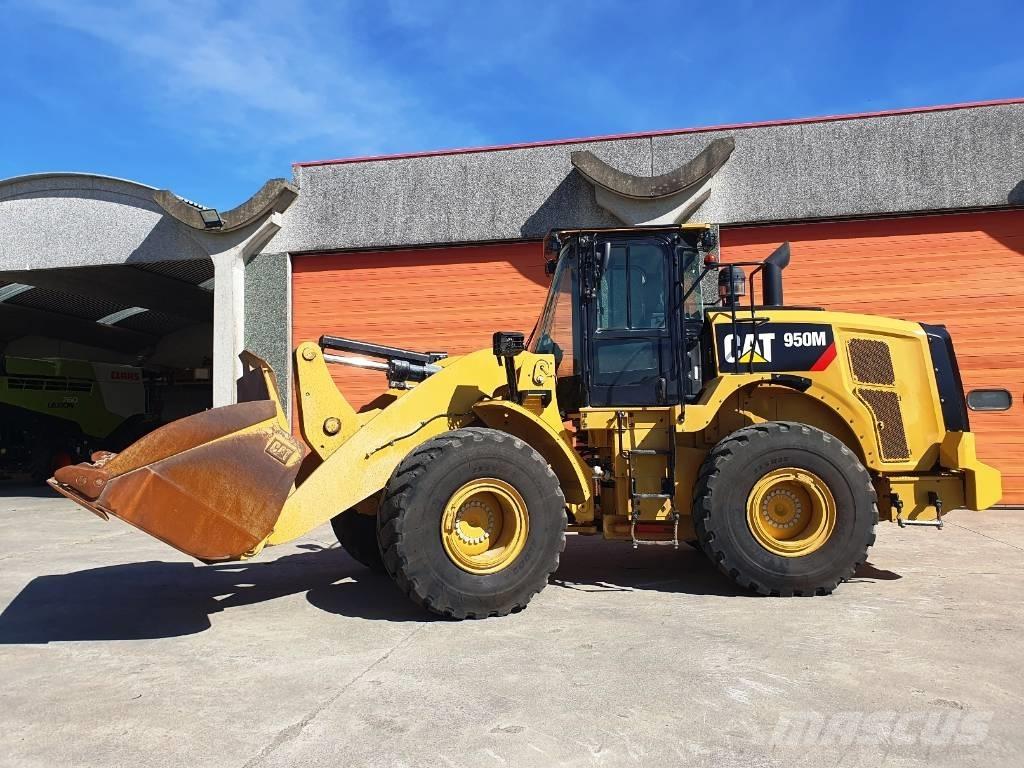 CAT 950M Фронтальные погрузчики