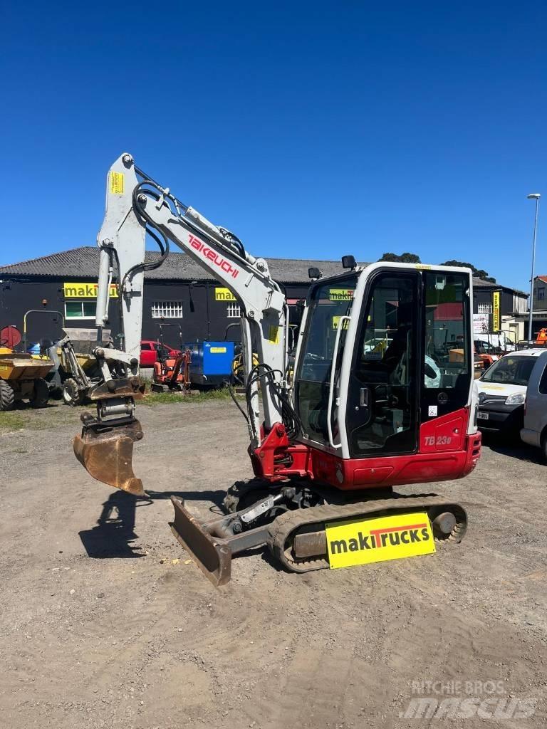 Takeuchi TB230 Мини-экскаваторы