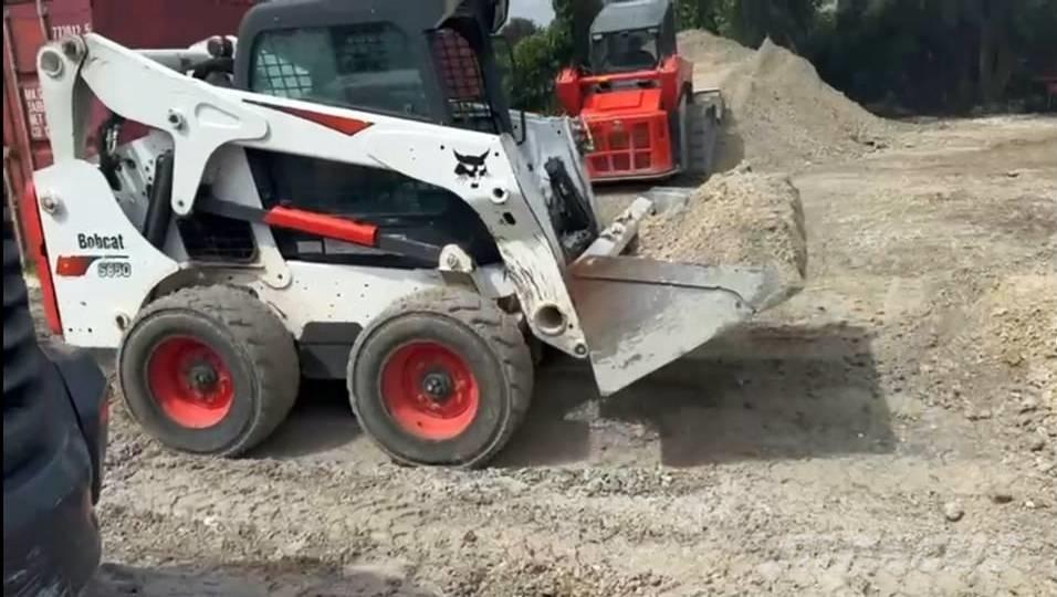 Bobcat S650 Мини-погрузчики