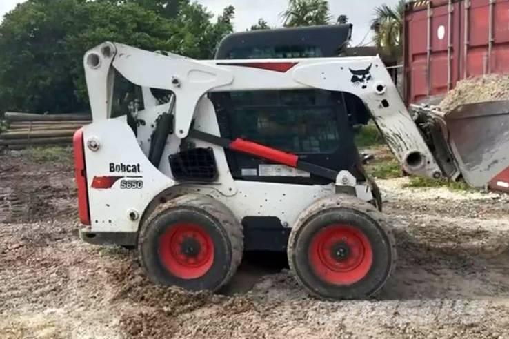Bobcat S650 Мини-погрузчики