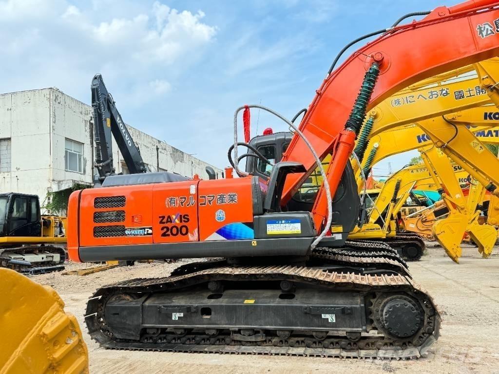 Hitachi ZX 200 Гусеничные экскаваторы
