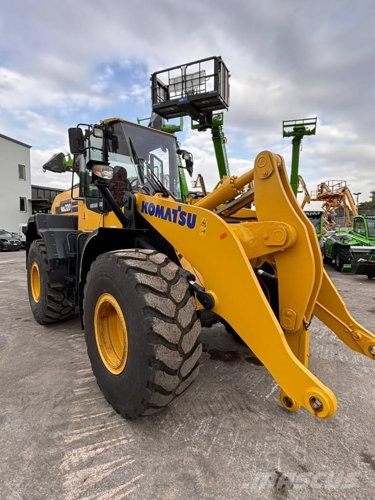 Komatsu WA 320-8 Фронтальные погрузчики