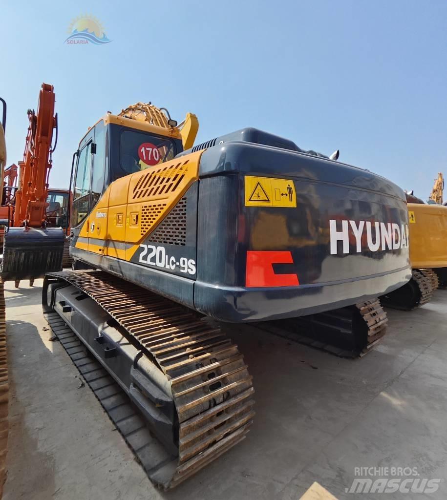 Hyundai R220LC-9S Гусеничные экскаваторы