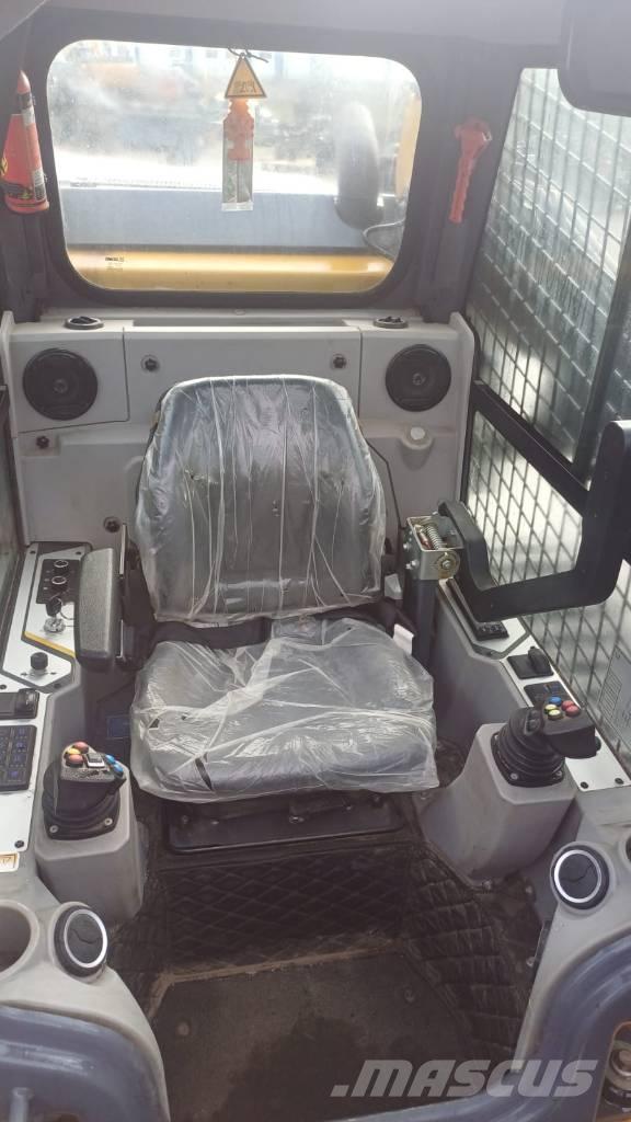 XCMG XC7-TV12 Гусеничные фронтальные погрузчики