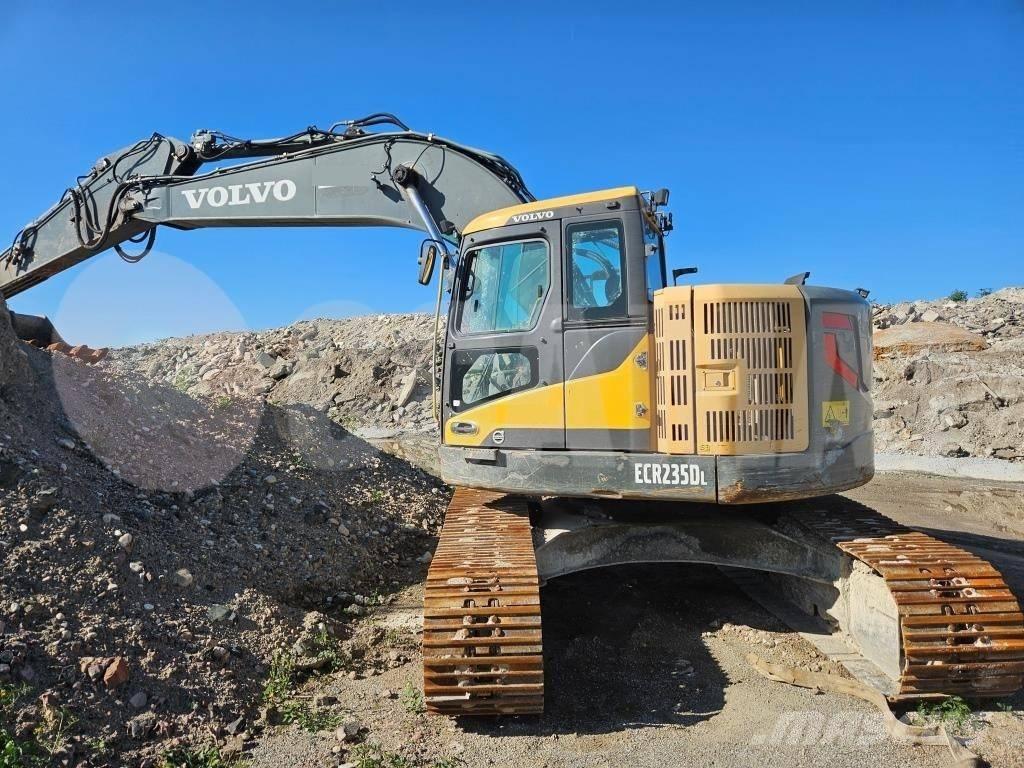 Volvo ECR 235 D Гусеничные экскаваторы