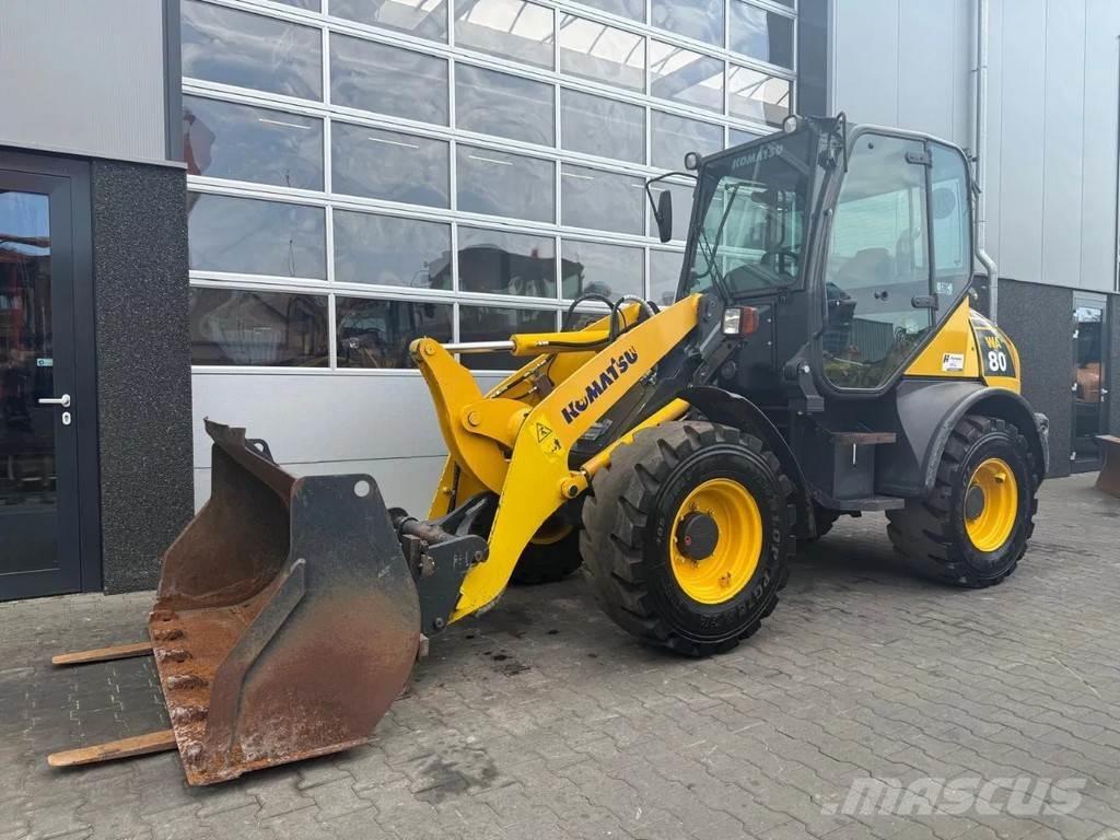 Komatsu WA80-6 Фронтальные погрузчики