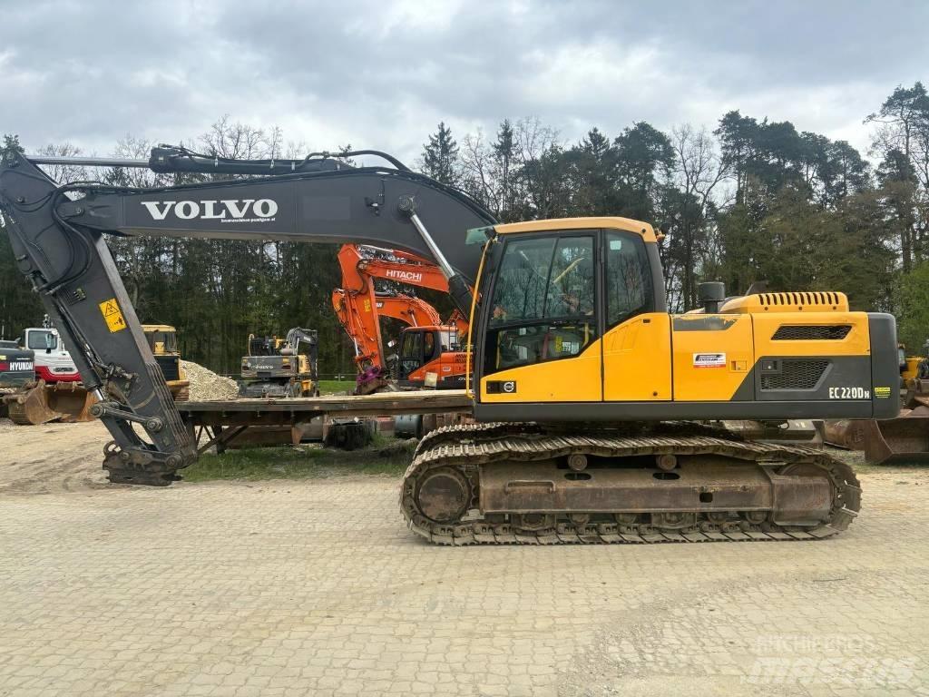 Volvo EC 220 D Гусеничные экскаваторы