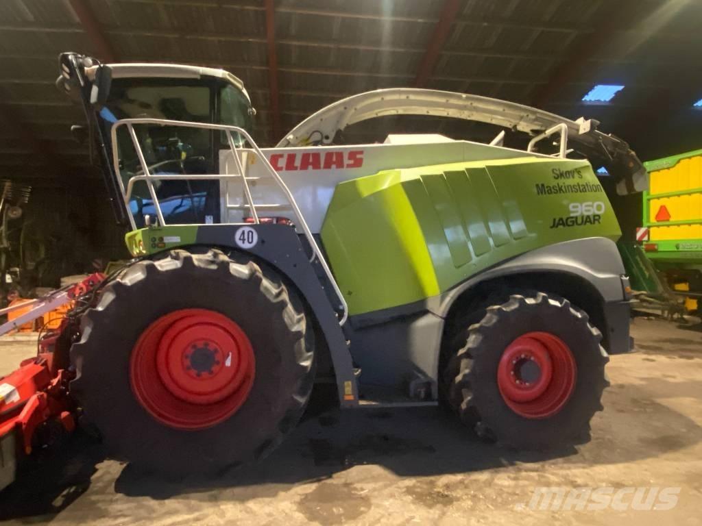 CLAAS Jaguar 960 Самоходные кормоуборочные комбайны