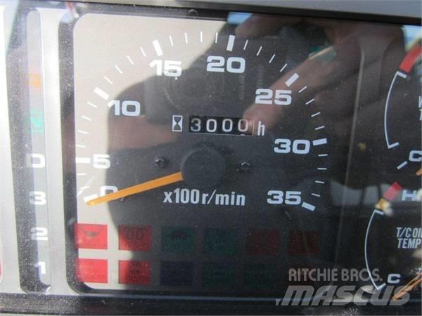 TADANO GR300EX Автокраны