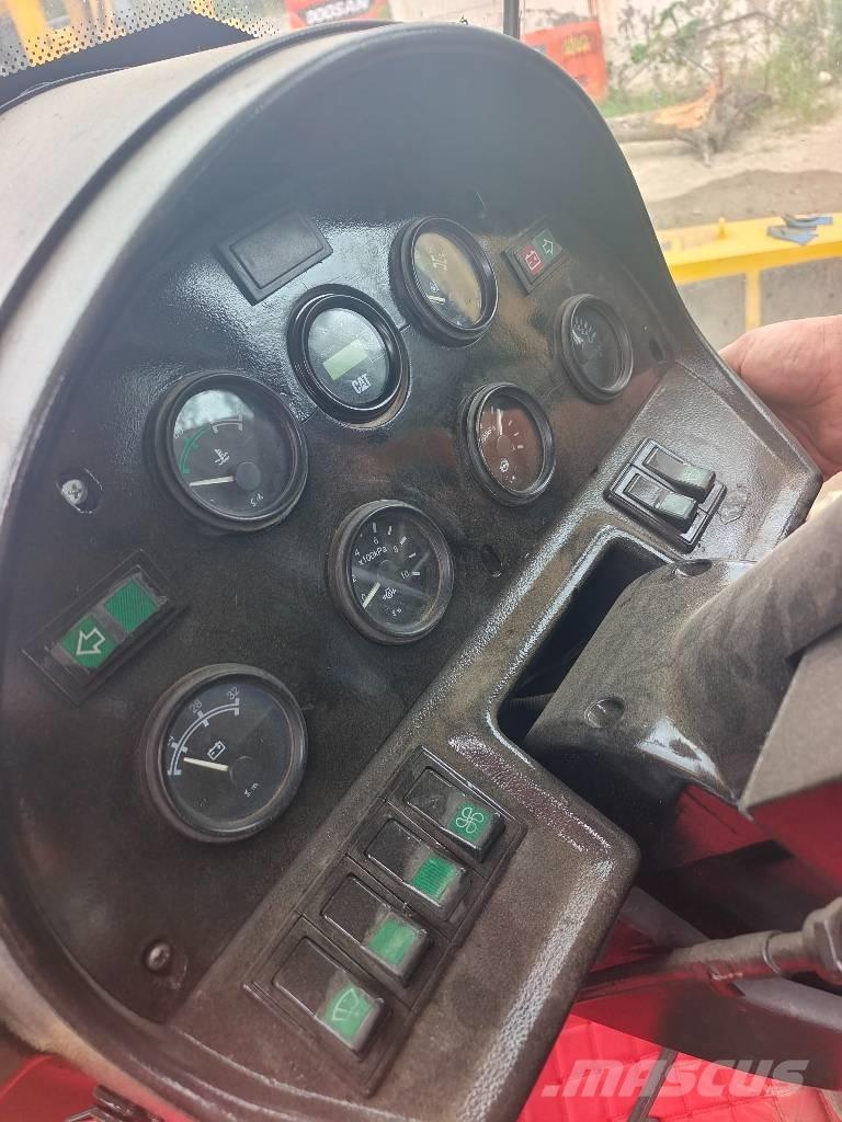 CAT 966H Фронтальные погрузчики