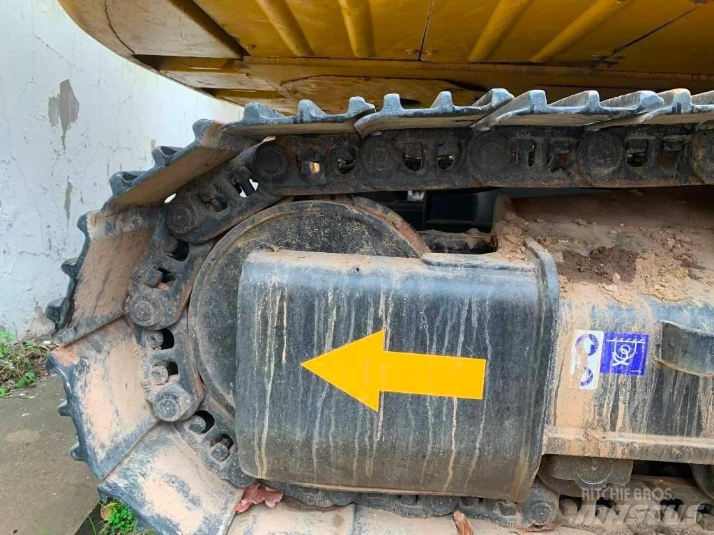 CAT 323 D L Гусеничные экскаваторы