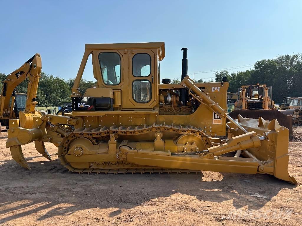CAT D7G Гусеничные бульдозеры