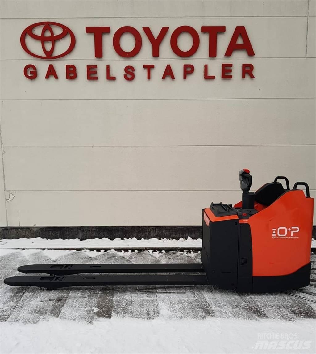 Toyota LPE 250 Ручные электрические тележки