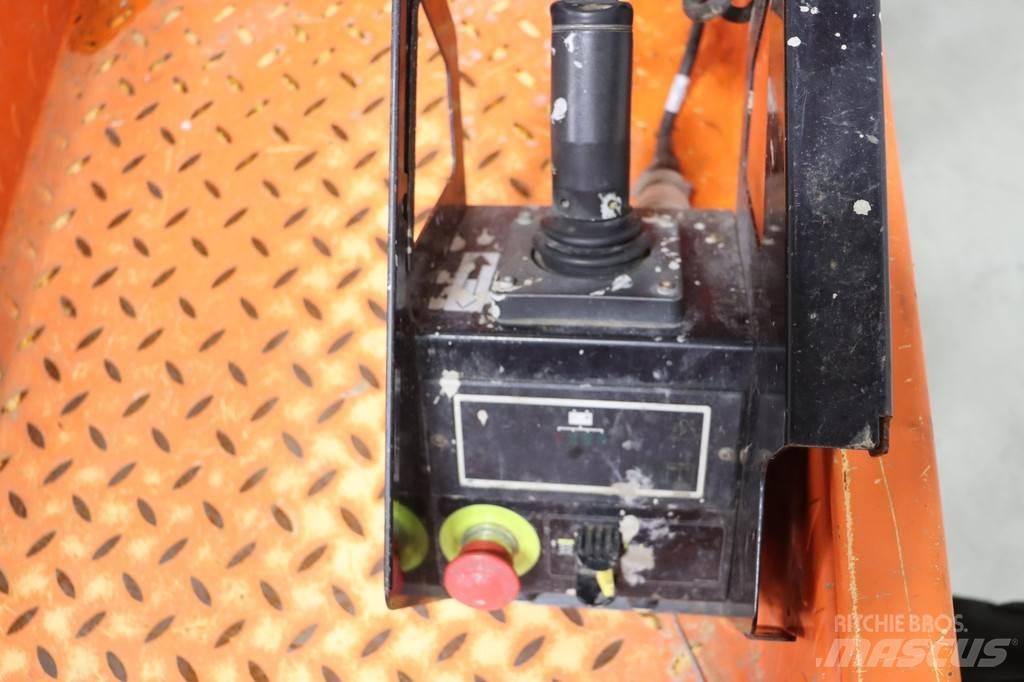 JLG 1932R Ножничные подъемники