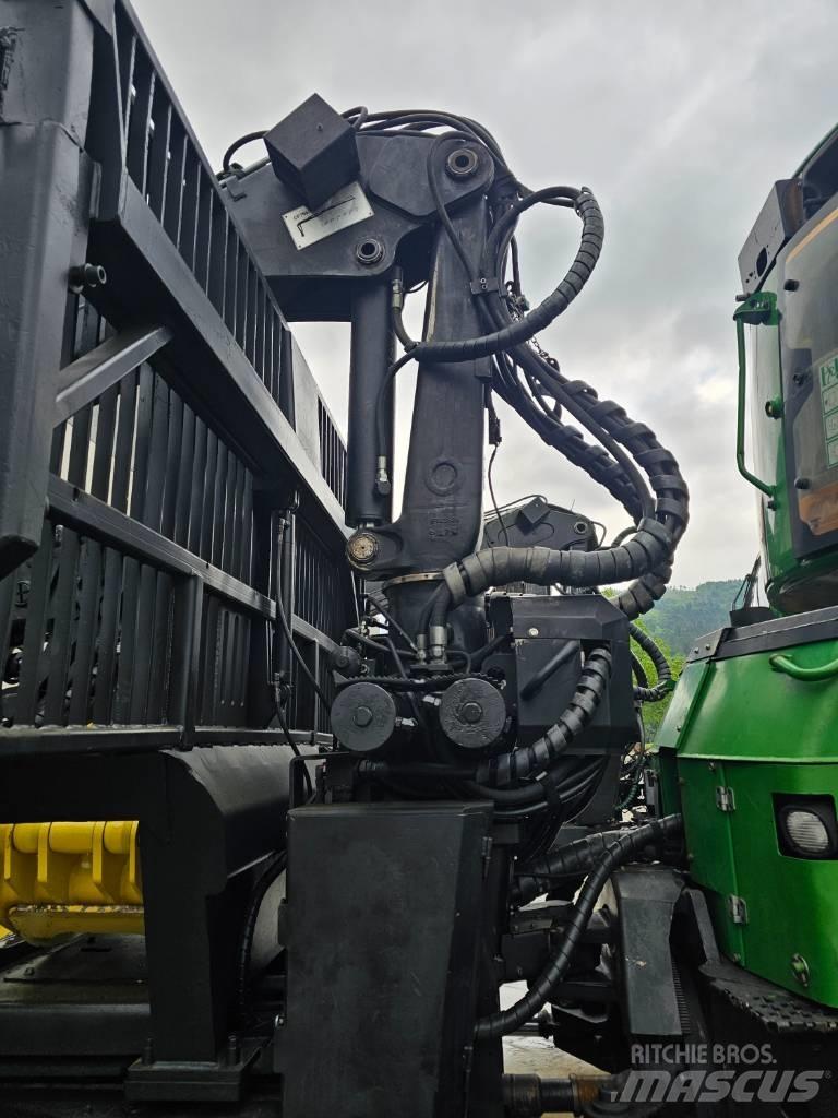 John Deere 1510 E Форвардеры