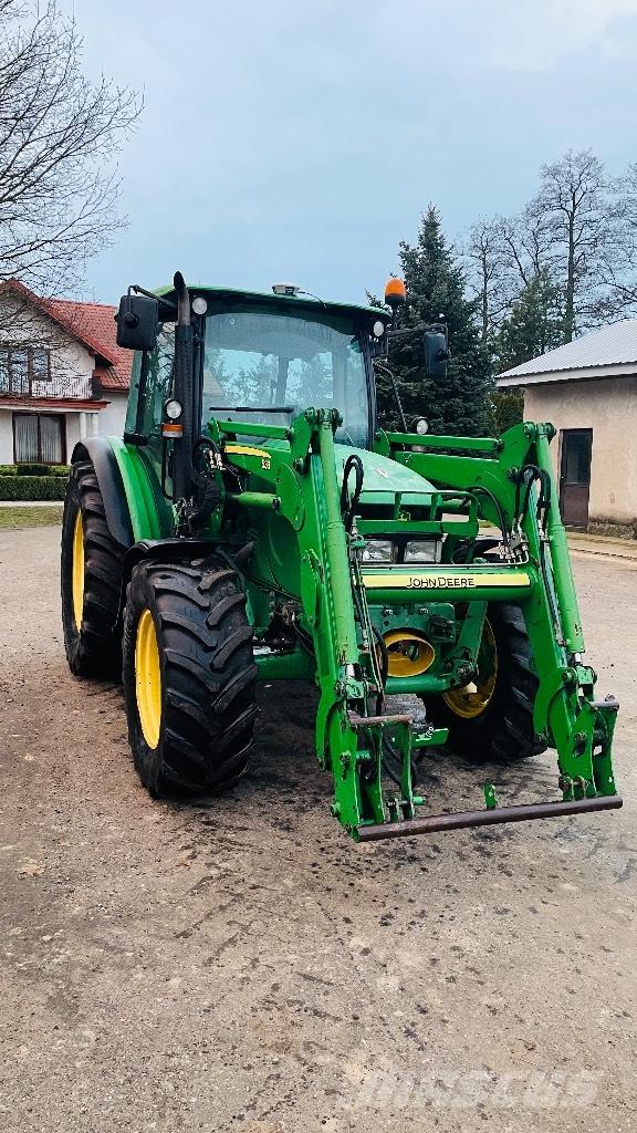 John Deere 5820 Трактора