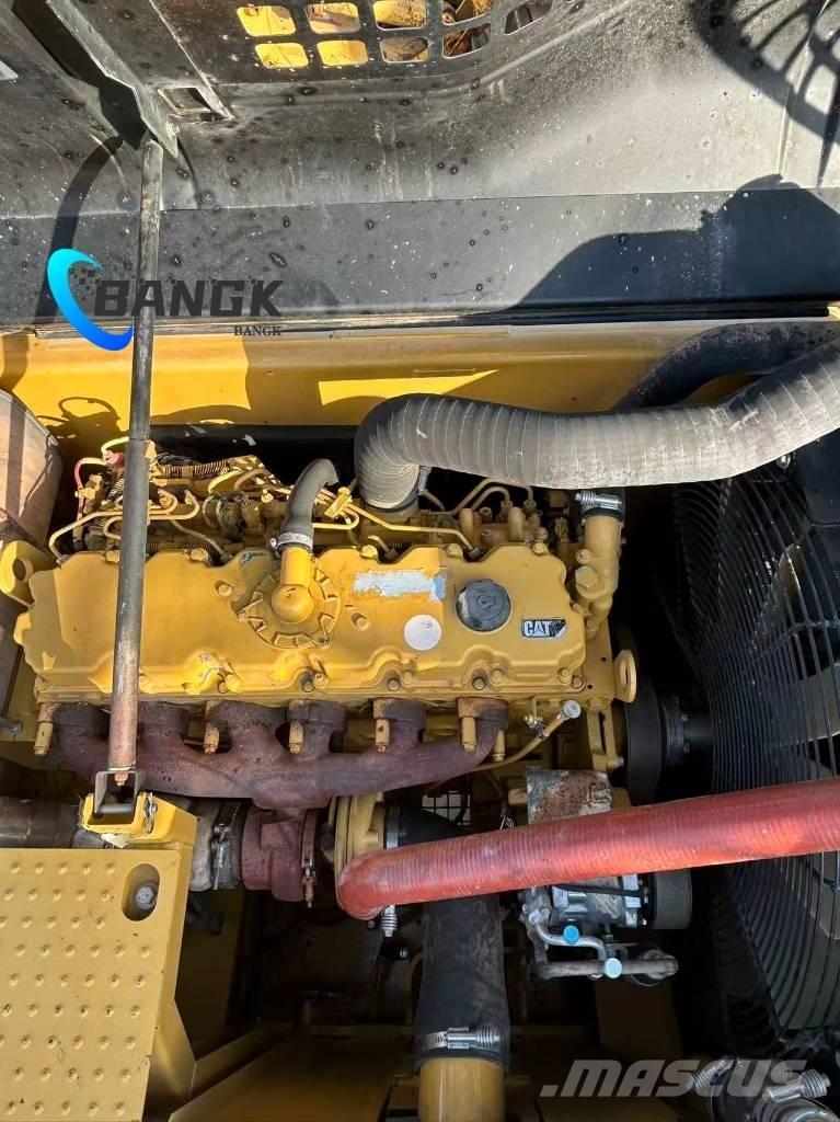 CAT 336 D2L Гусеничные экскаваторы