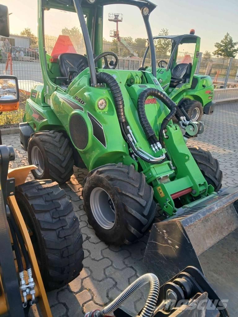 Avant 640i Мини-погрузчики