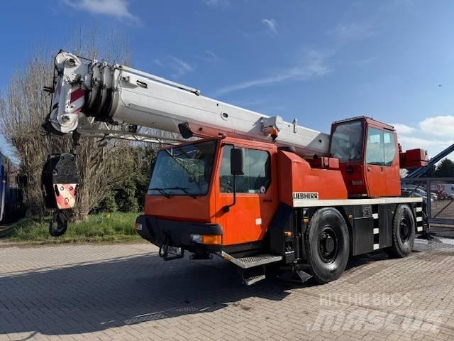Liebherr LTM 1030-2 Автокраны