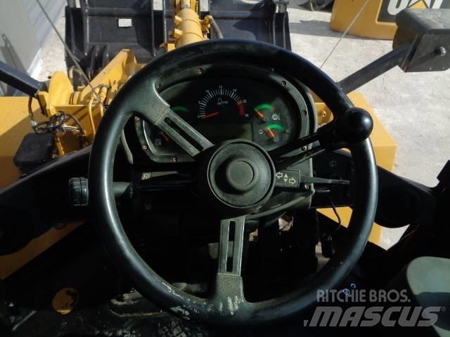 CAT 938 H Фронтальные погрузчики