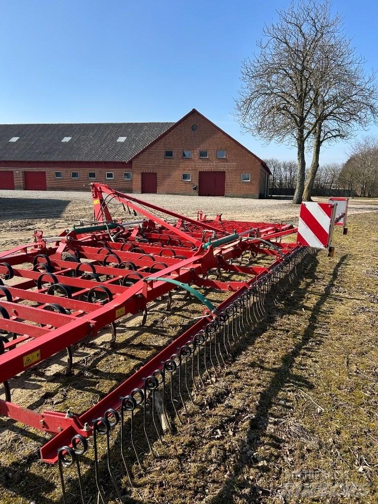Kverneland TLD 8,1 Пружинные бороны