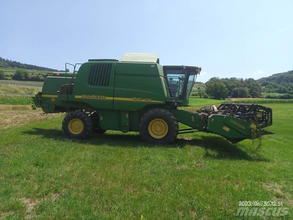 John Deere 9540 CWS Зерноуборочные комбайны