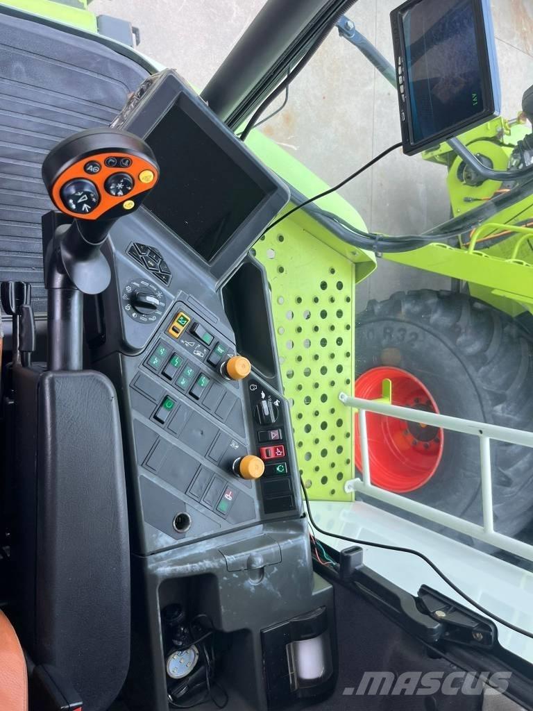 CLAAS Lexion 560 TT Зерноуборочные комбайны
