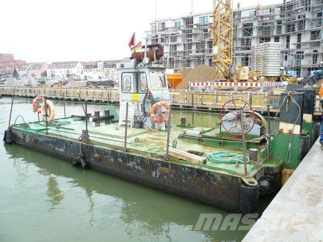  Multi-Cat Schubboot Земснаряды / баржи